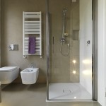 Comment gagner de la place dans une petite salle de bains ?