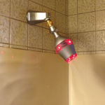 Uji: une pomme de douche intelligente