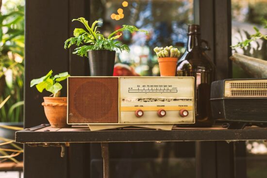 decoration vintage poste radio retro